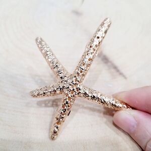 Brand New Gold Tone Sea Stars Hair Clip